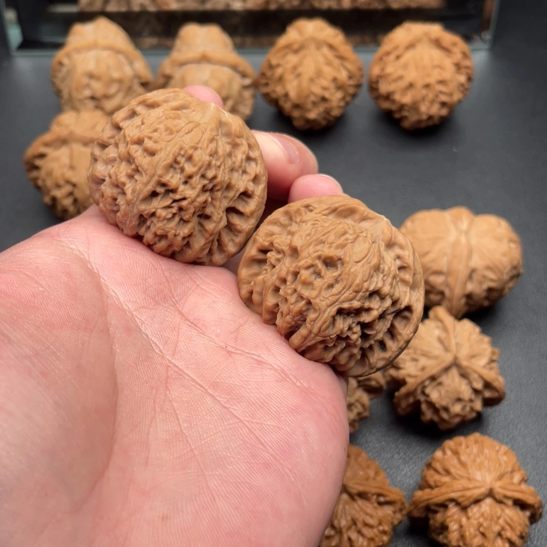 吊坠文玩核桃逐鹿南疆石43