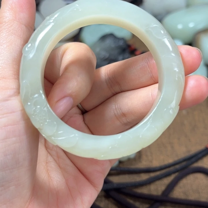 【闪购商品】和田玉未镶嵌颈饰