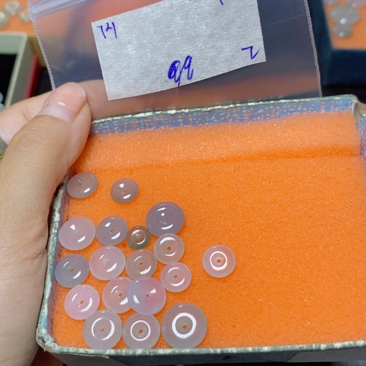 美***e未镶嵌定制翡翠不退