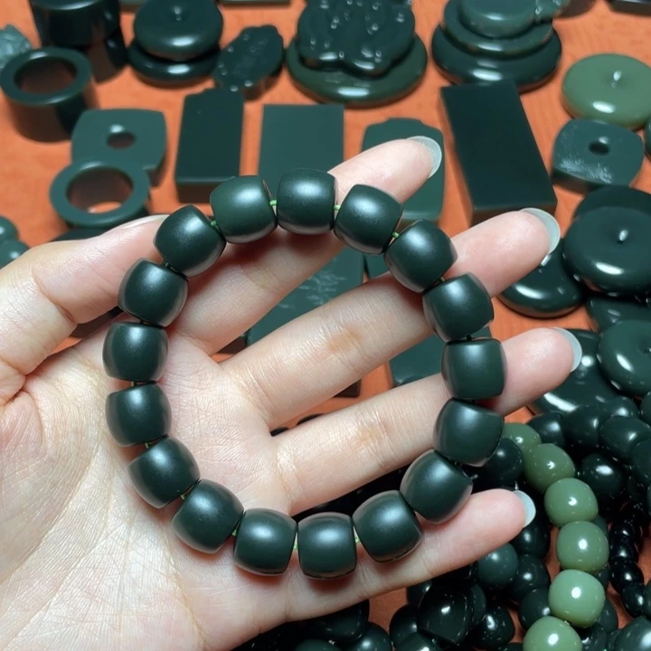 手链未镶嵌和田玉（青玉）