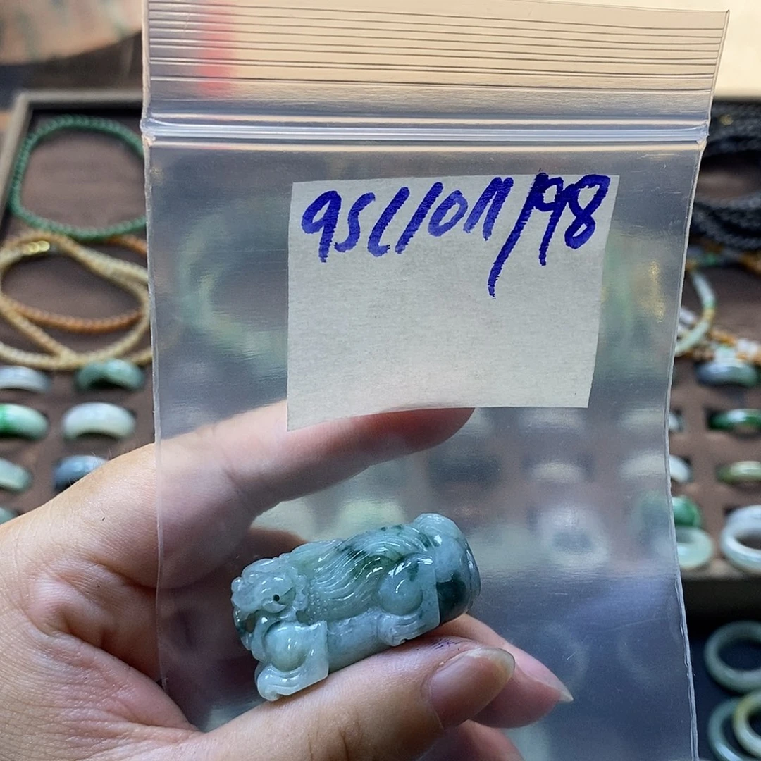 未镶嵌定制翡翠翡翠