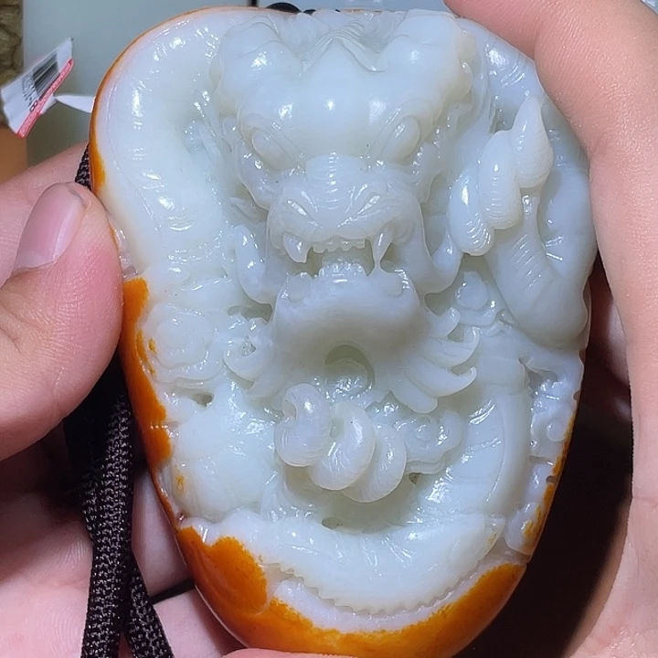 如***意颈饰未镶嵌和田玉CC