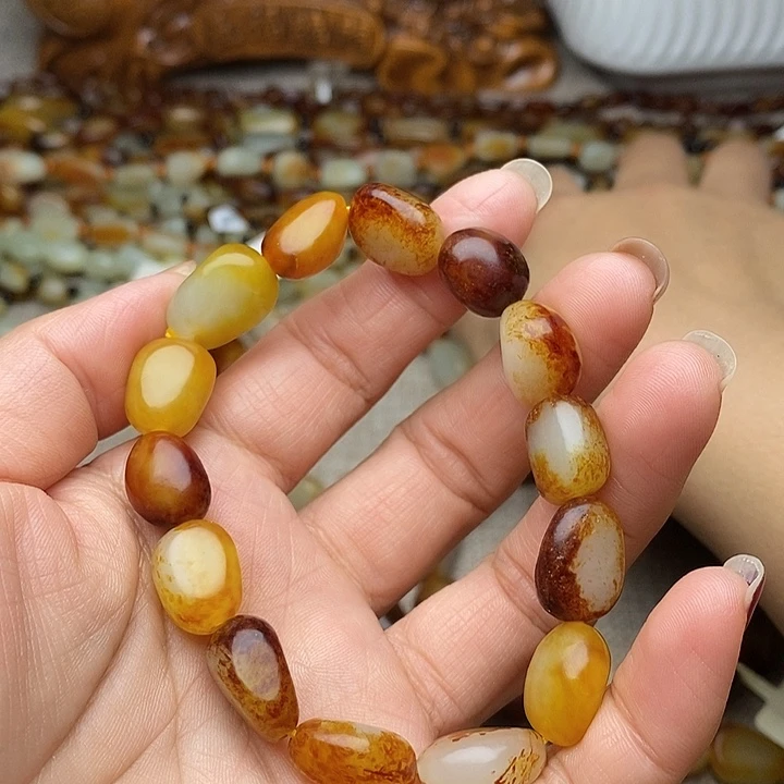 和田玉未镶嵌手链