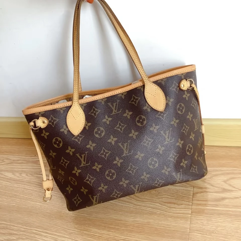 95新 LouisVuitton/路易威登 LV迷你购物袋单肩包972444