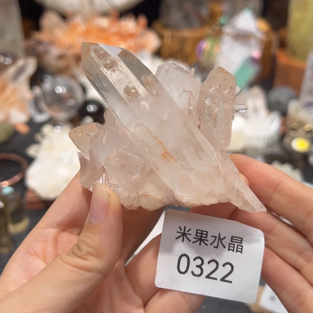 W***晶未镶嵌珠宝半成品水晶