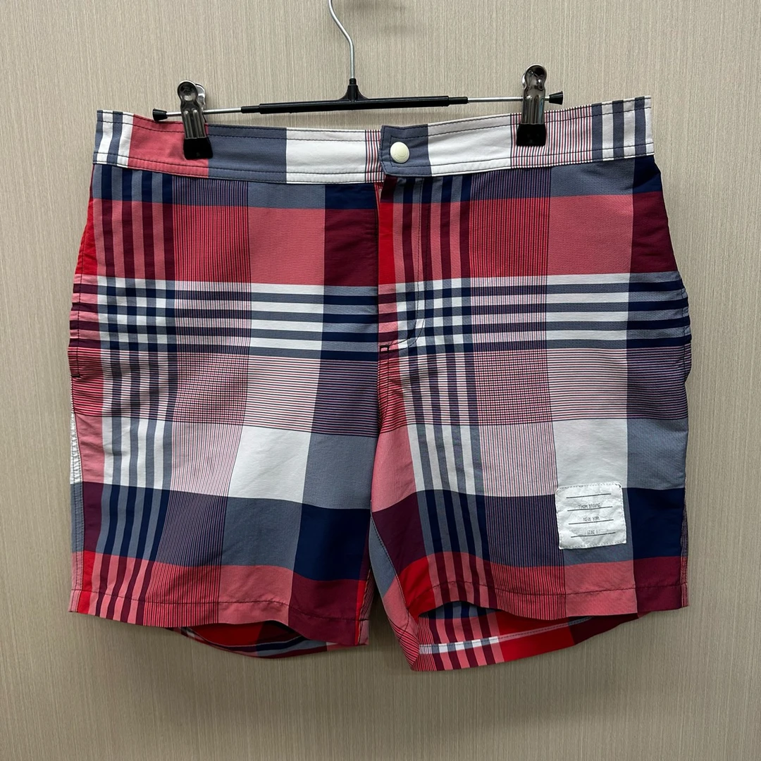 95新 THOMBROWNE 条纹拼接纸牌logo短裤/尺码1