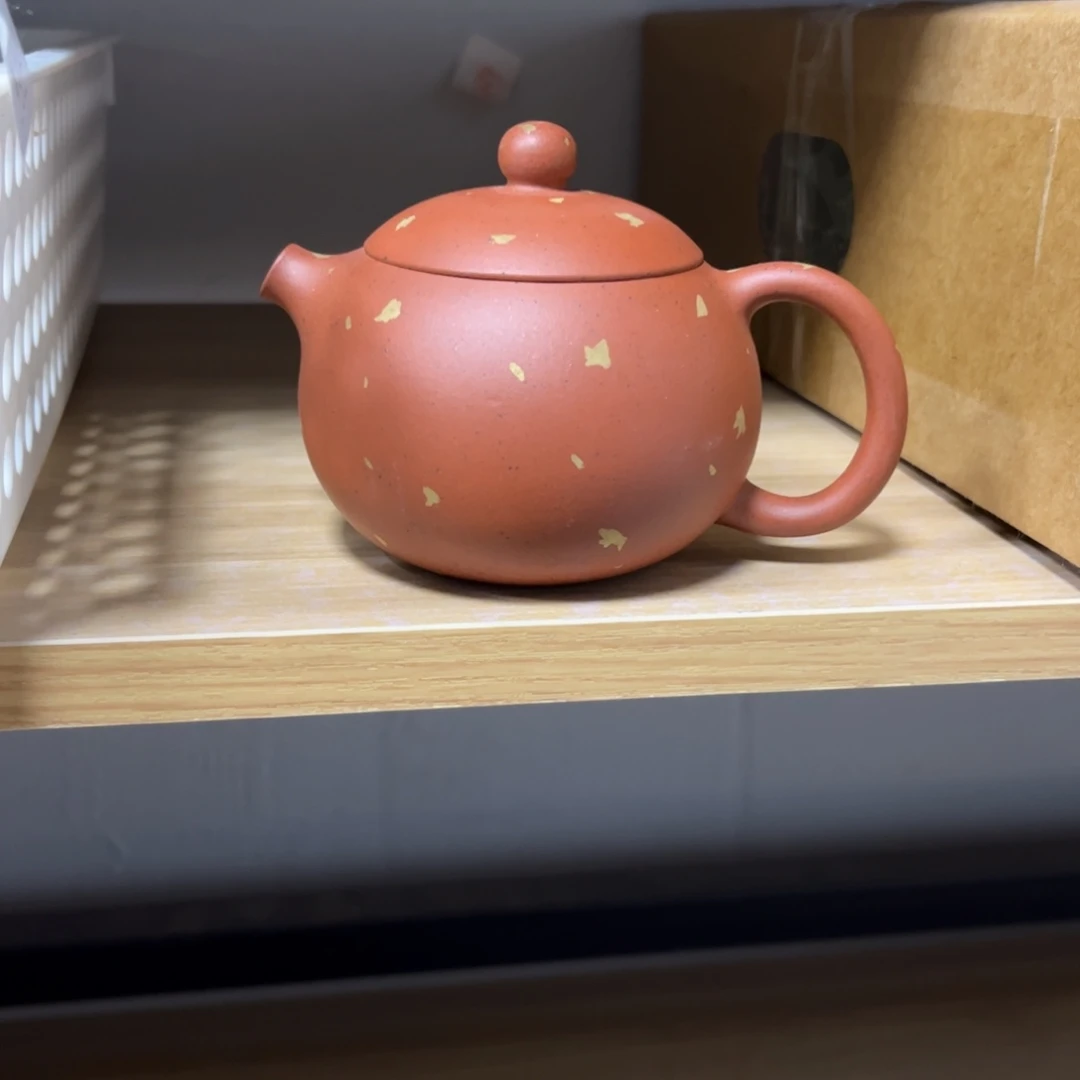 紫砂茶壶西****茄微瑕 本山红 西施