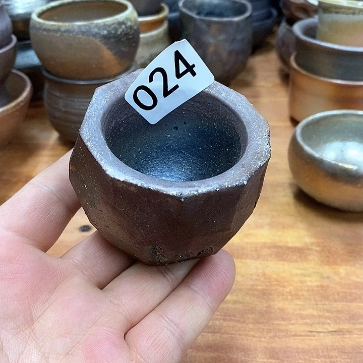 老**?我们的确是一个人的时候