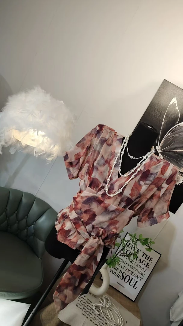 小刘轻奢女装新品