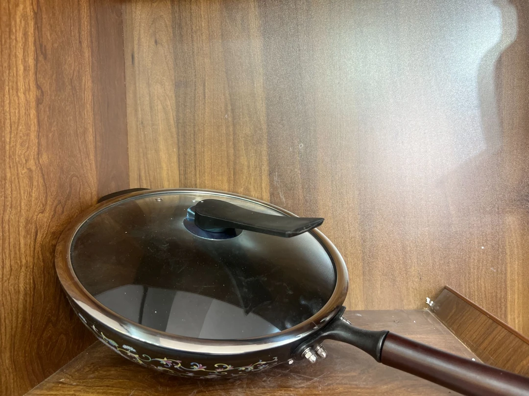 B010景德镇制陶瓷炒锅 一件