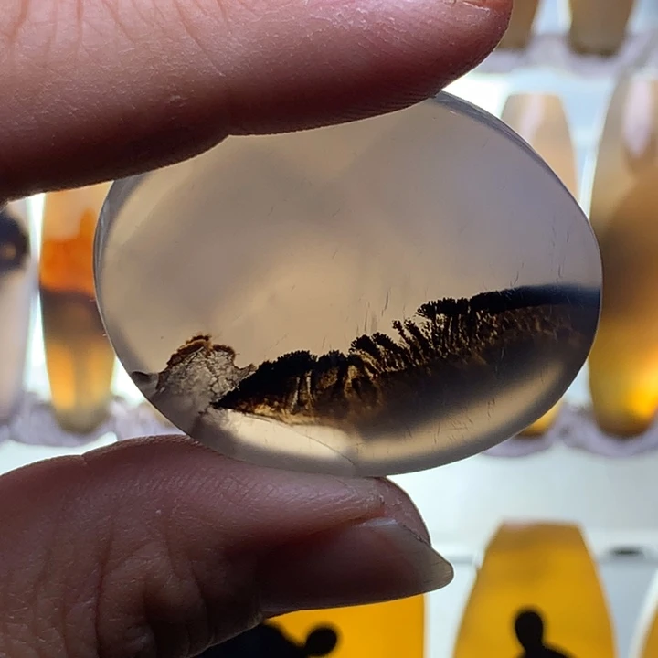 玛瑙/玉髓颈饰未镶嵌1