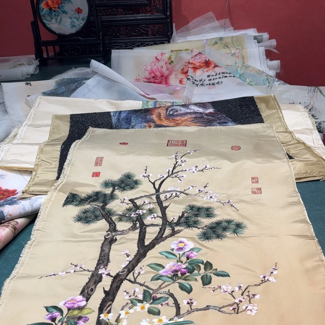 睿***n织绣纯手工制作方法将材料混合