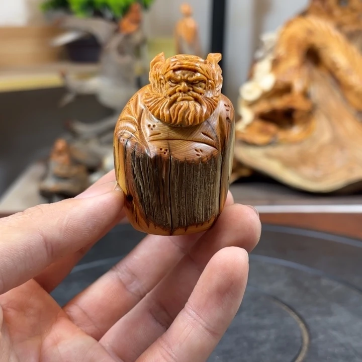 柏木（崖柏）cbjgghbbb