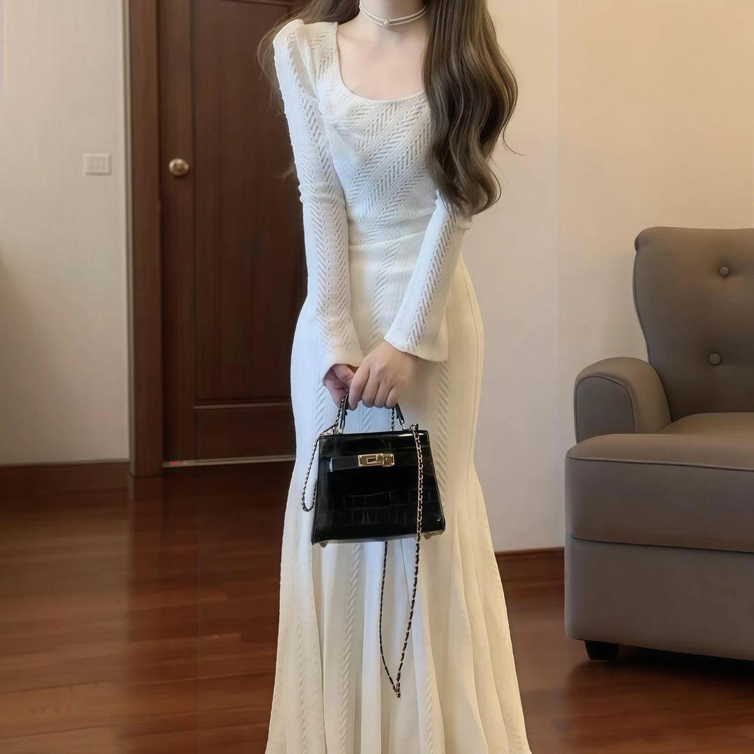 2025秋冬新款女性长袖加厚蕾丝收腰鱼尾长裙展现甜美清新法式风格