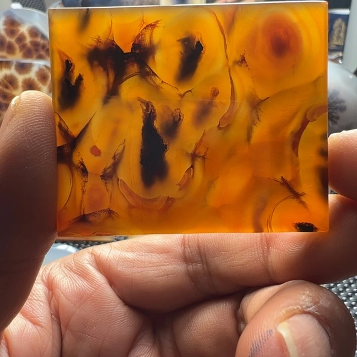 未镶嵌玛瑙/玉髓珠宝奇石