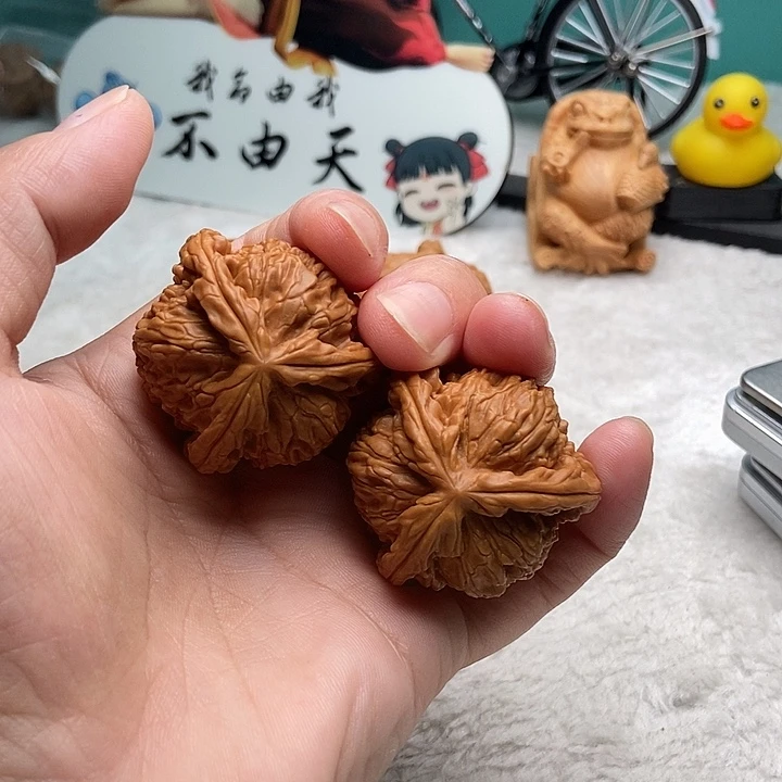 文玩核桃把件小*三棱