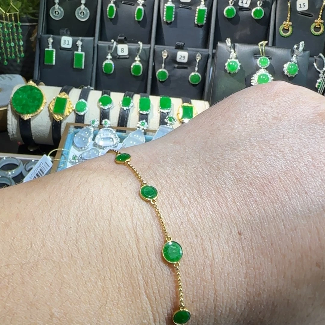 翡翠18K金镶嵌颈饰手链