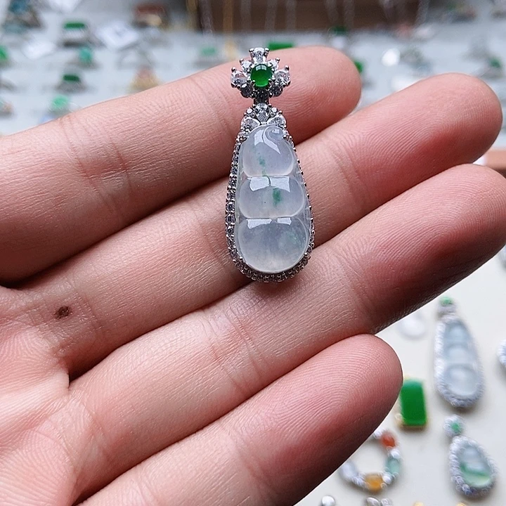 翡翠银S925镶嵌颈饰