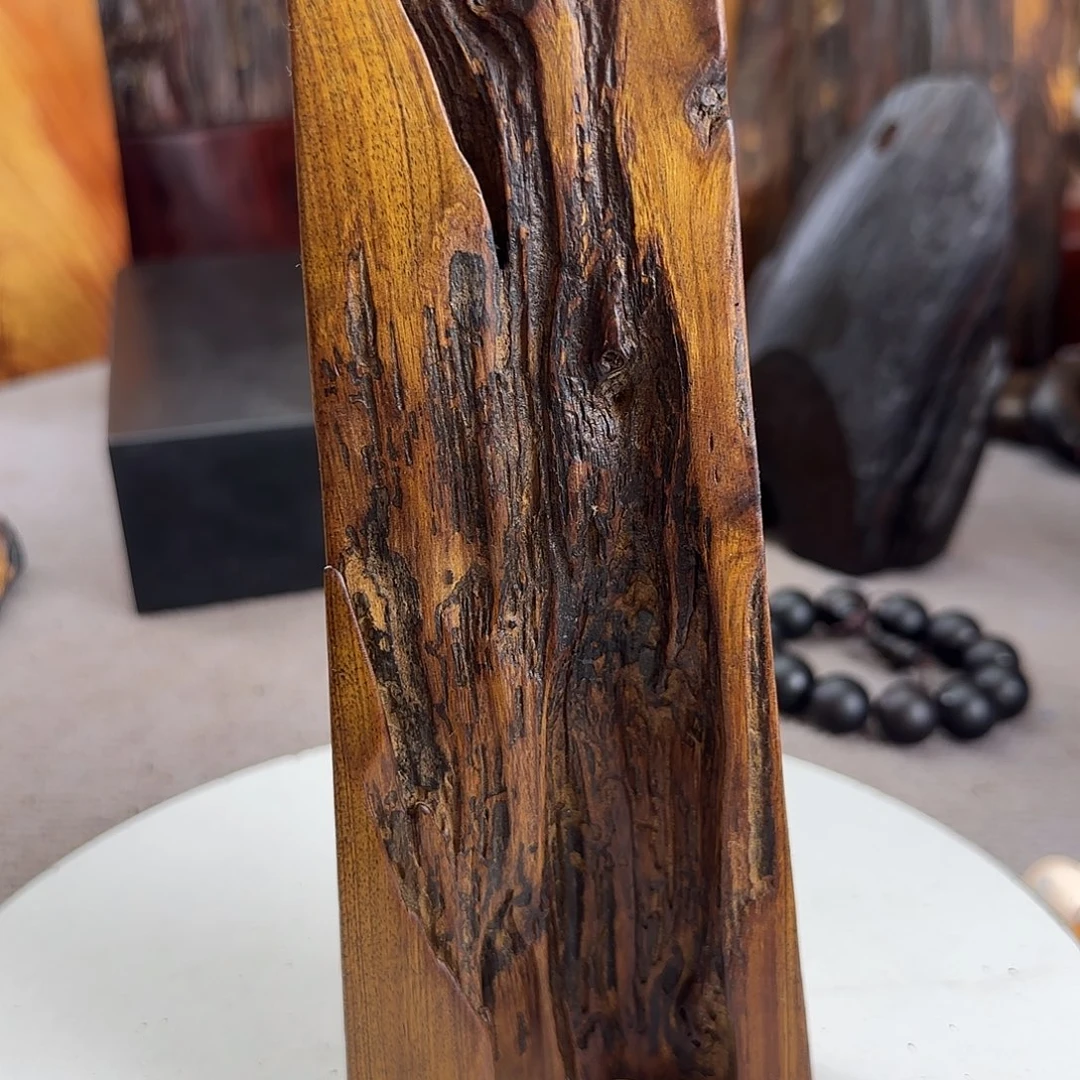 大果紫檀（缅甸花梨）霜*