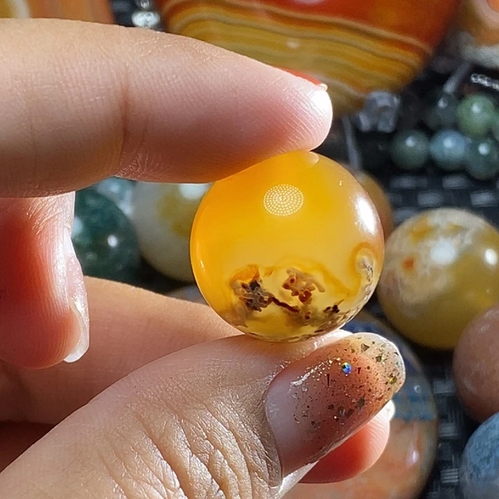 用***4未镶嵌颈饰玛瑙/玉髓