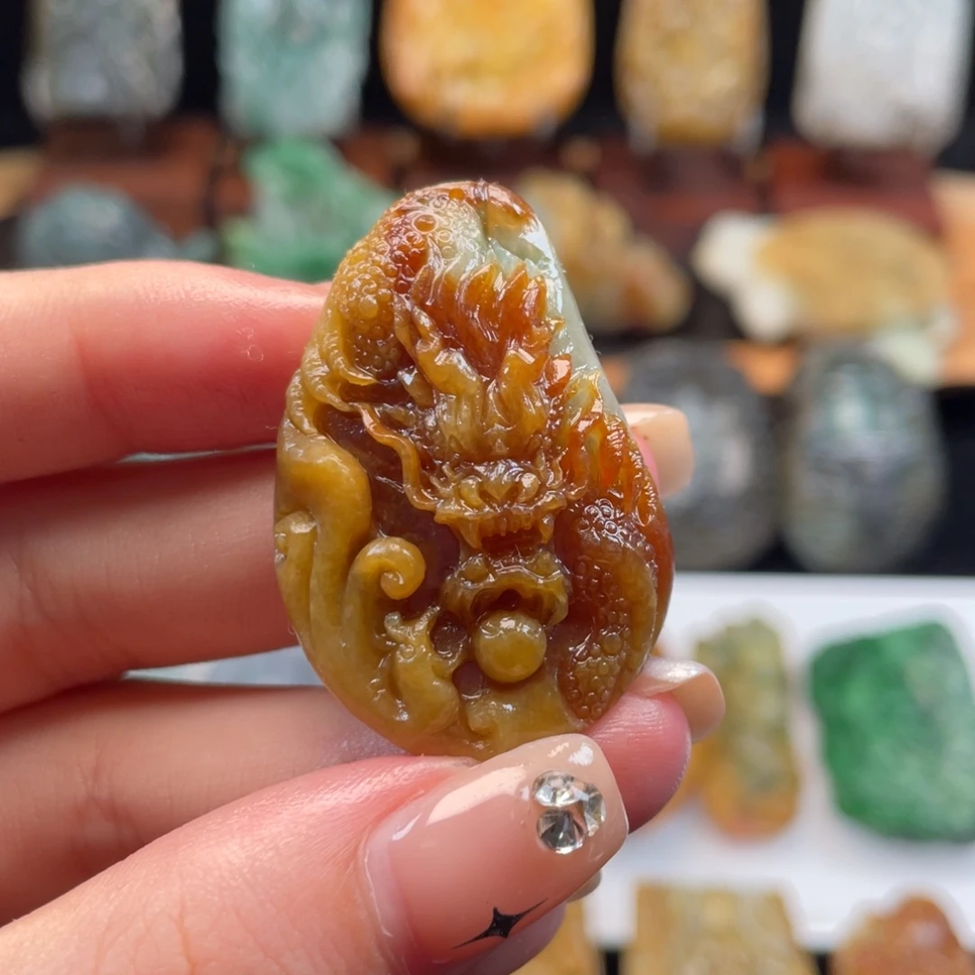 定制翡翠未镶嵌翡翠