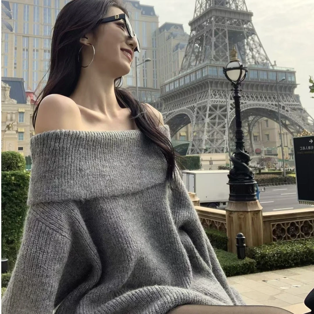 甜美精品潮流一字肩毛衣女秋冬新款高级感宽松针织中长款露肩上衣