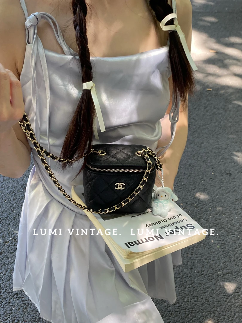 95新 Chanel/香奈儿 黑金鱼子酱mini单肩包18630506