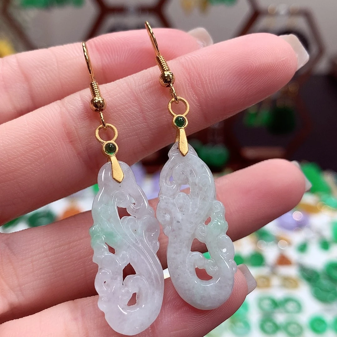 翡翠耳饰未镶嵌天然翡翠