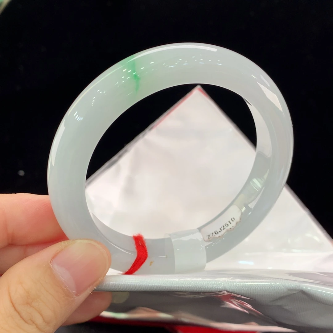 翡翠未镶嵌手镯0231