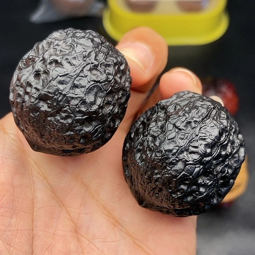 【闪购商品】把件文玩核桃38尺蛇皮元宝