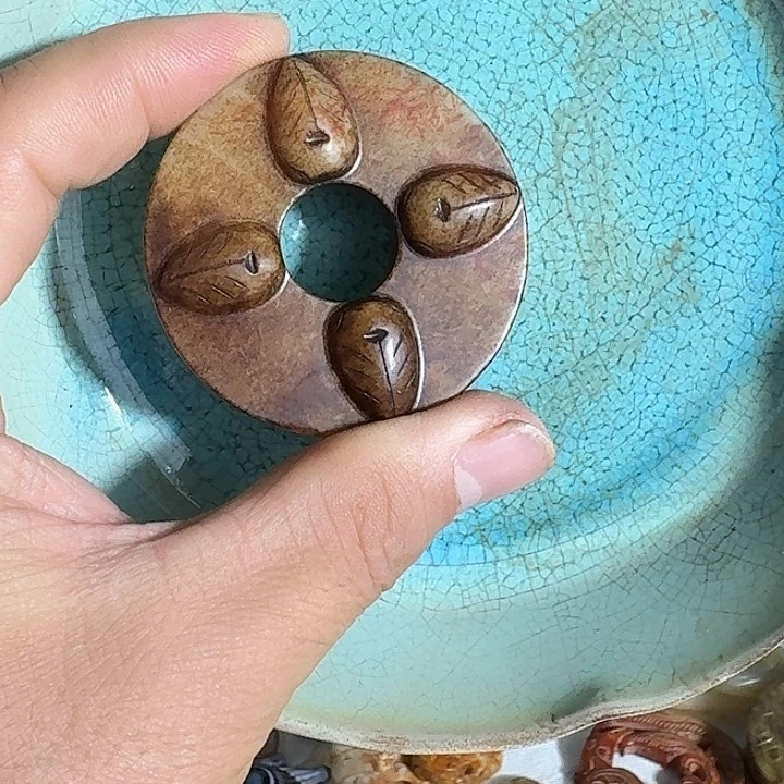 摆件瓷自顾自的一个