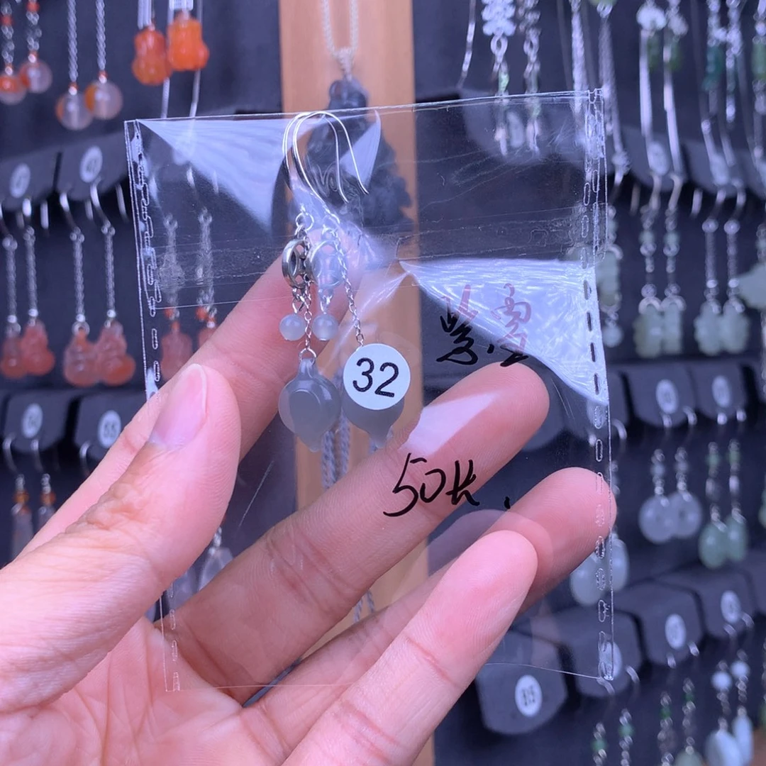 和田玉耳饰银S925镶嵌紫**樱