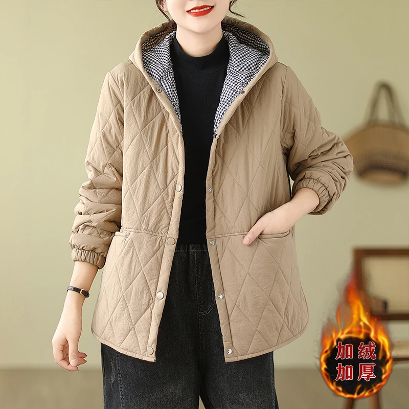 宽松设计感显瘦菱格洋气连帽加厚保暖外套女式卡其色长袖排扣棉服