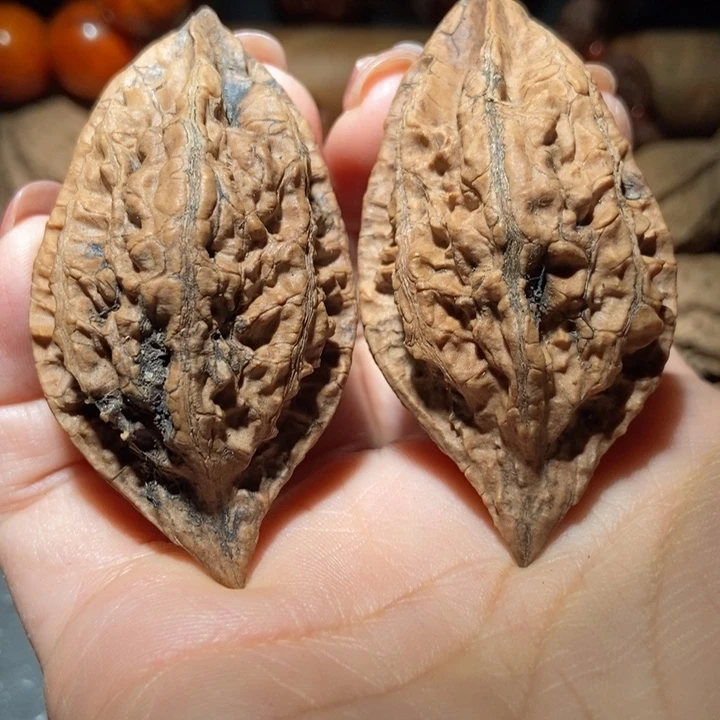 把件文玩核桃东北楸子小雪25