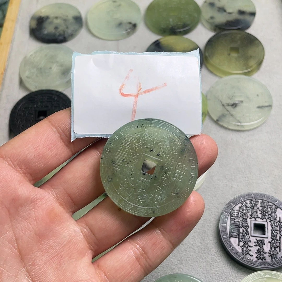 蛇纹石玉合金颈饰琴**梦4