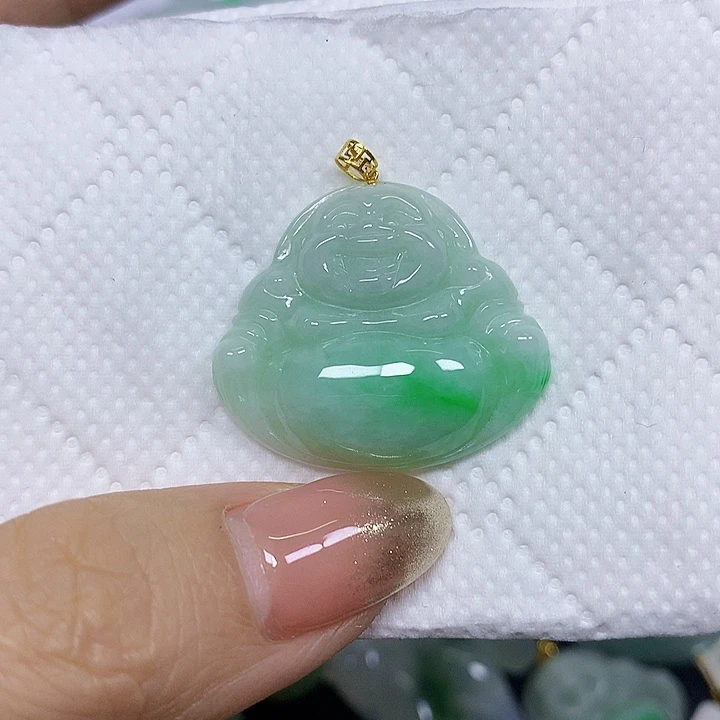 翡翠18K金镶嵌颈饰挂件
