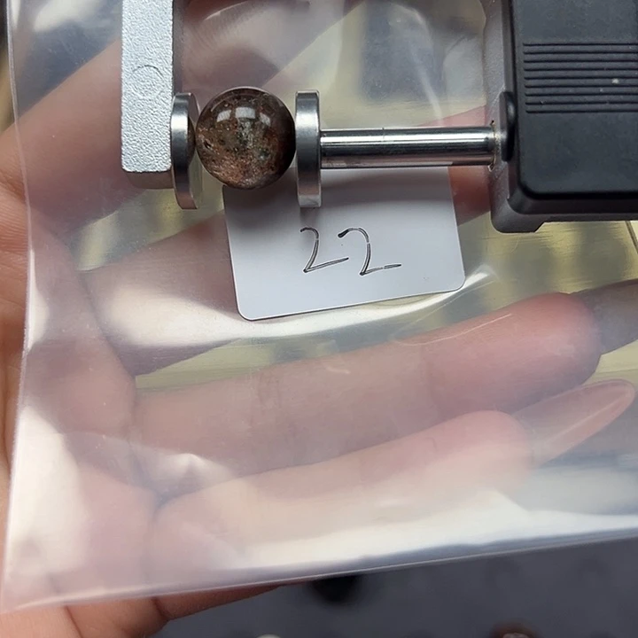 未镶嵌水晶珠宝半成品