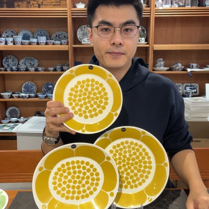 黄色星期天21盘*2，25椭圆盘*1，26大盘*1