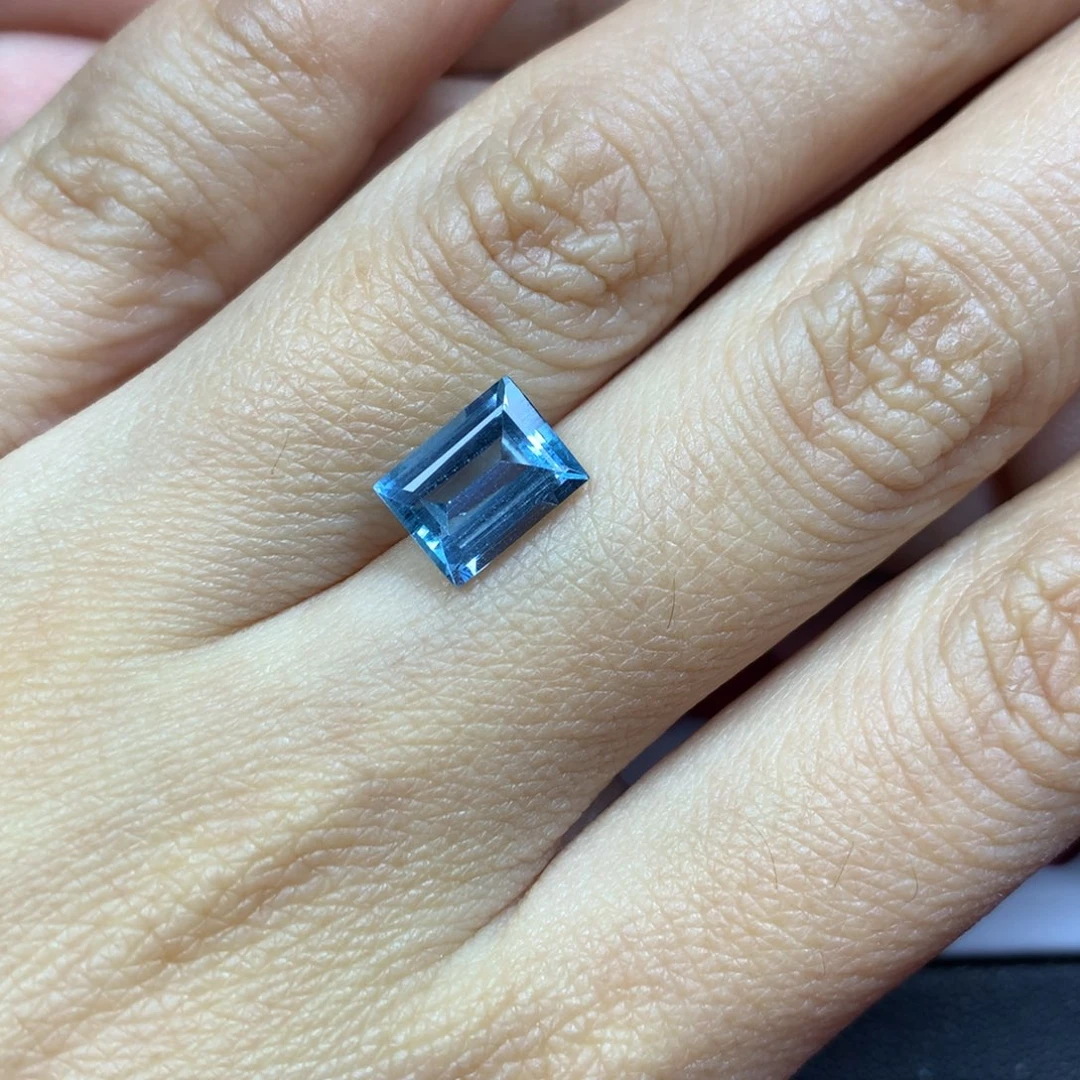 海蓝宝石裸石未镶嵌2.21ct超圣海蓝宝