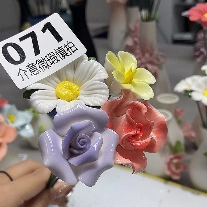 陶瓷纯手工捏花设计