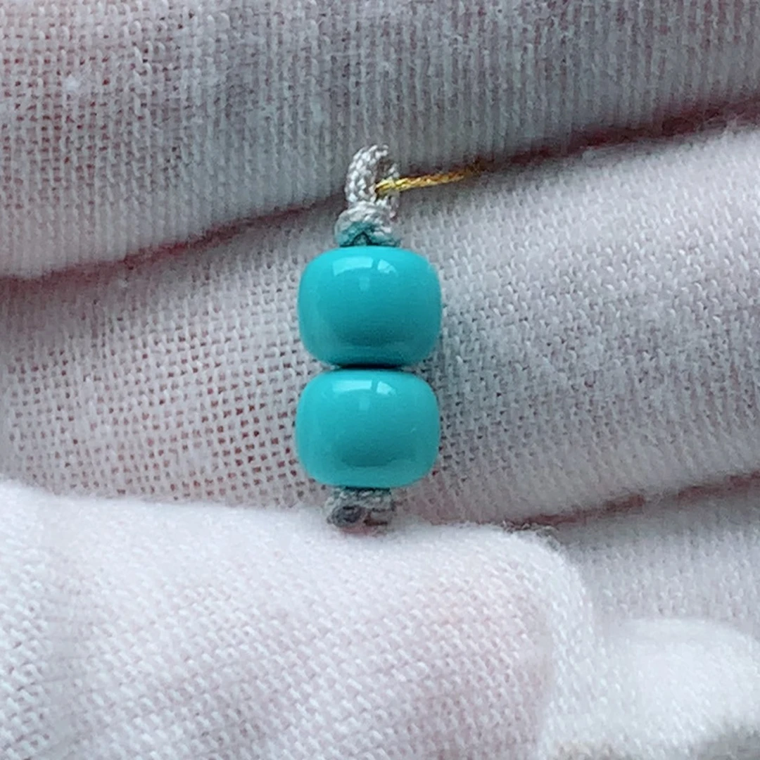 绿松石颈饰未镶嵌