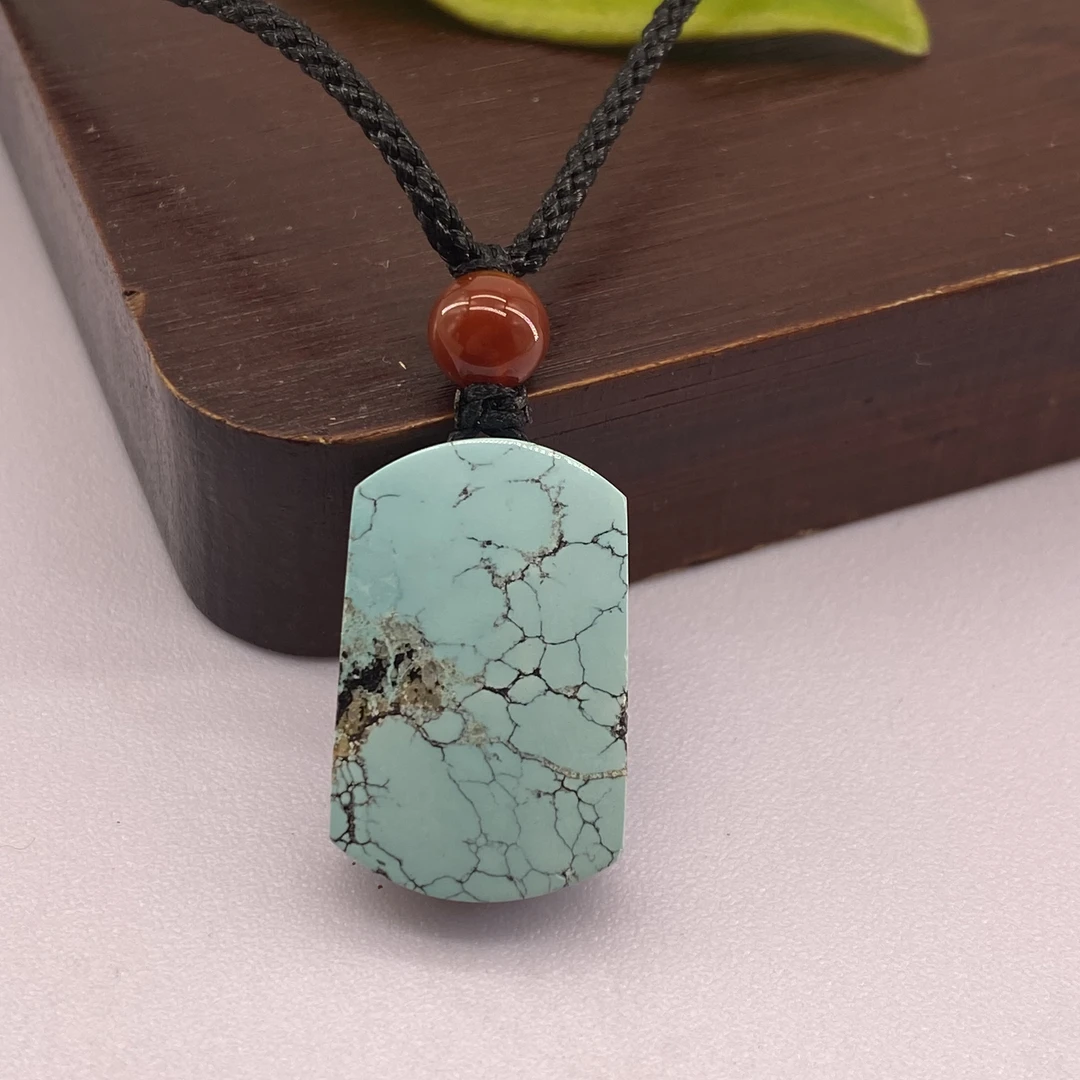 （410）湖北竹山原矿高瓷玻璃瓷绿松石无事牌