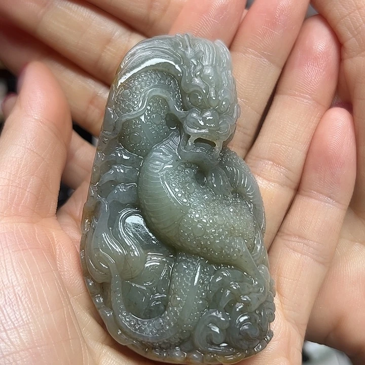 吉****和田玉（墨玉）未镶嵌颈饰龙龟