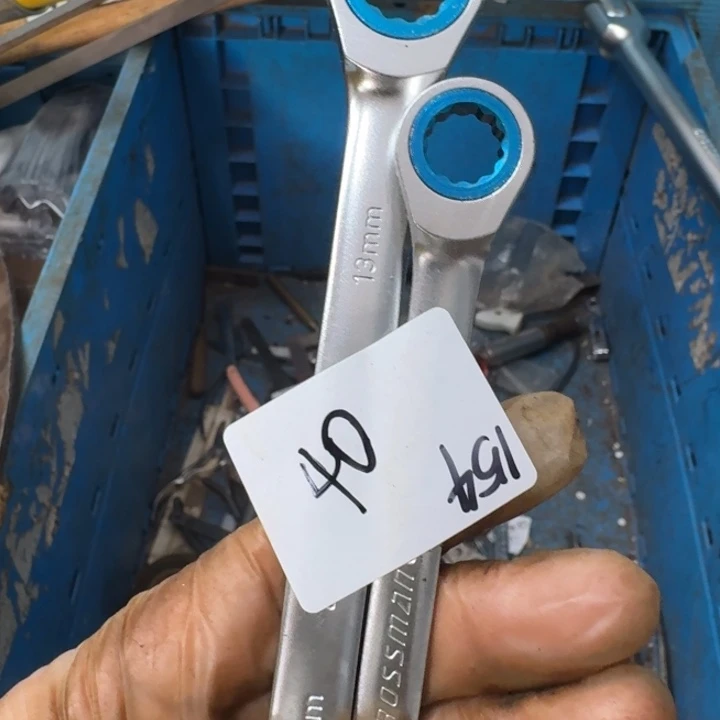 用***3家用五金工具一个