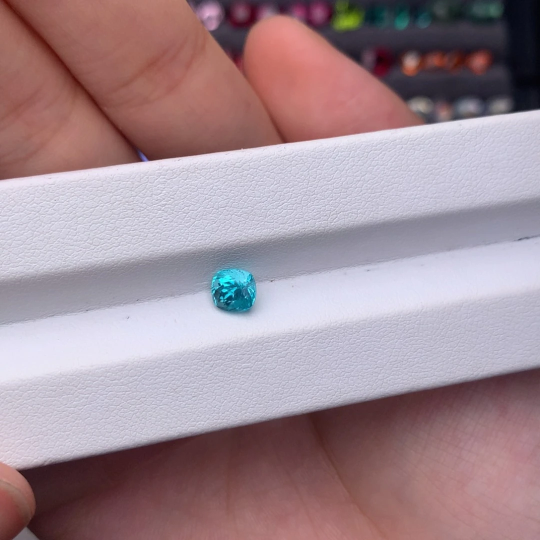 未镶嵌磷灰石裸石1.035ct