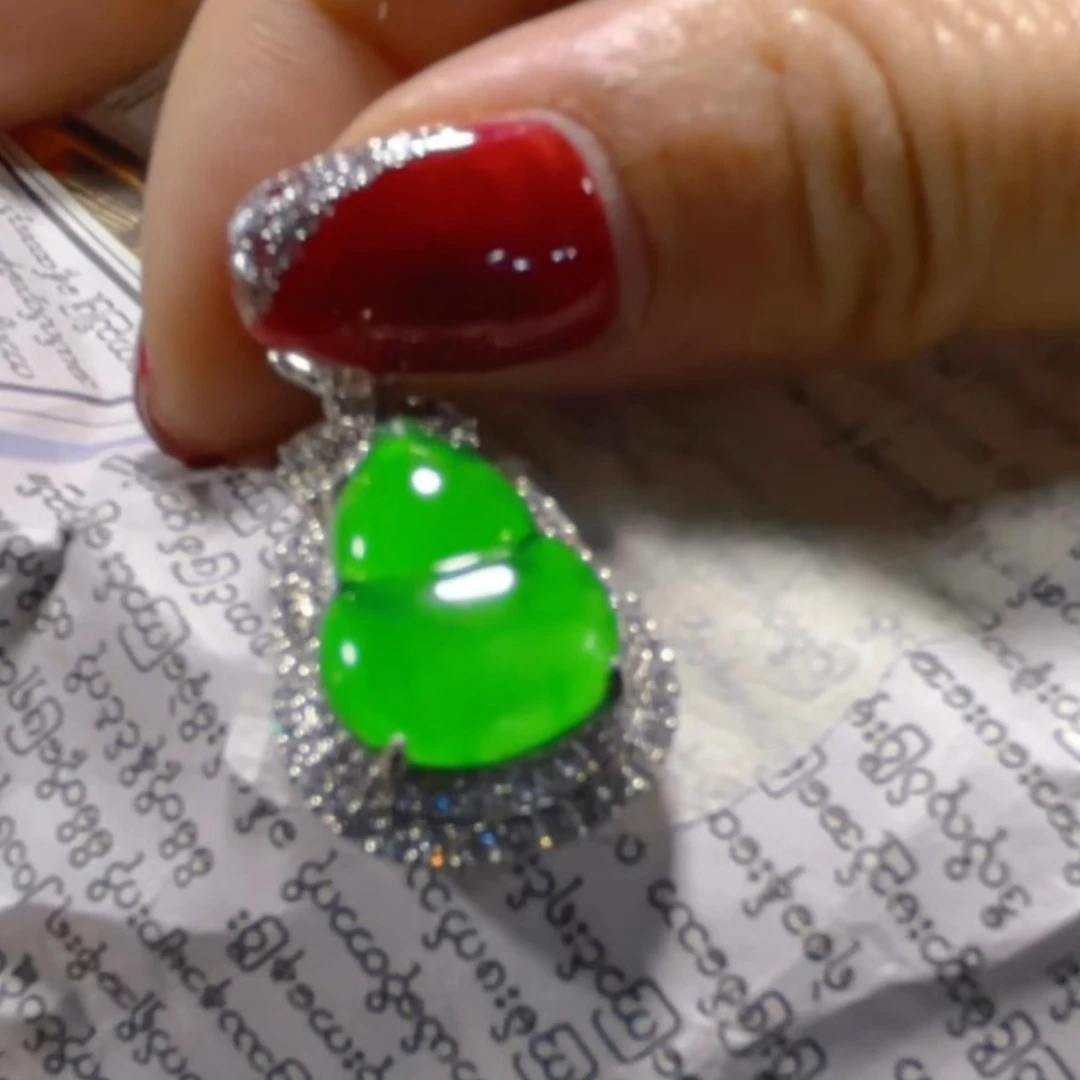 天然A货翡翠假一罚四（多样性发货拍一件发件）