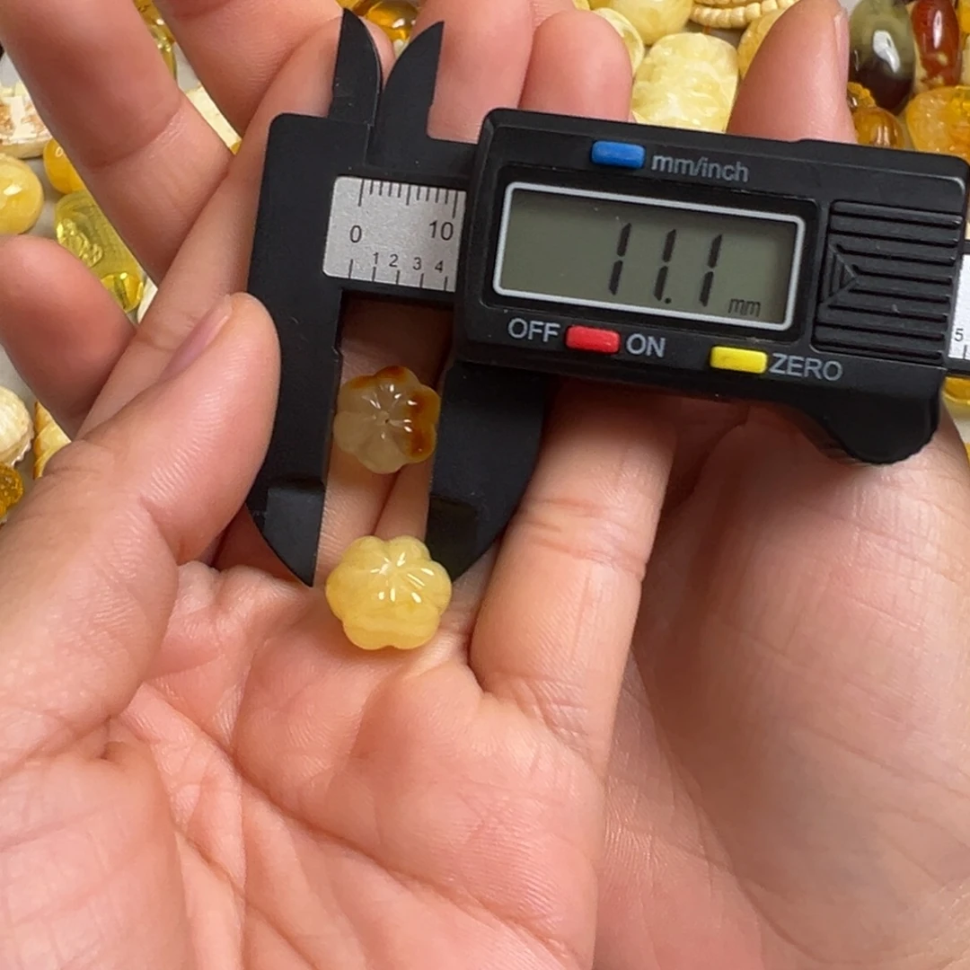 蜜蜡未镶嵌裸石蜜蜡