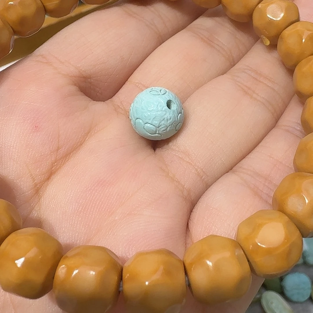 用***8手串猴头核桃配饰