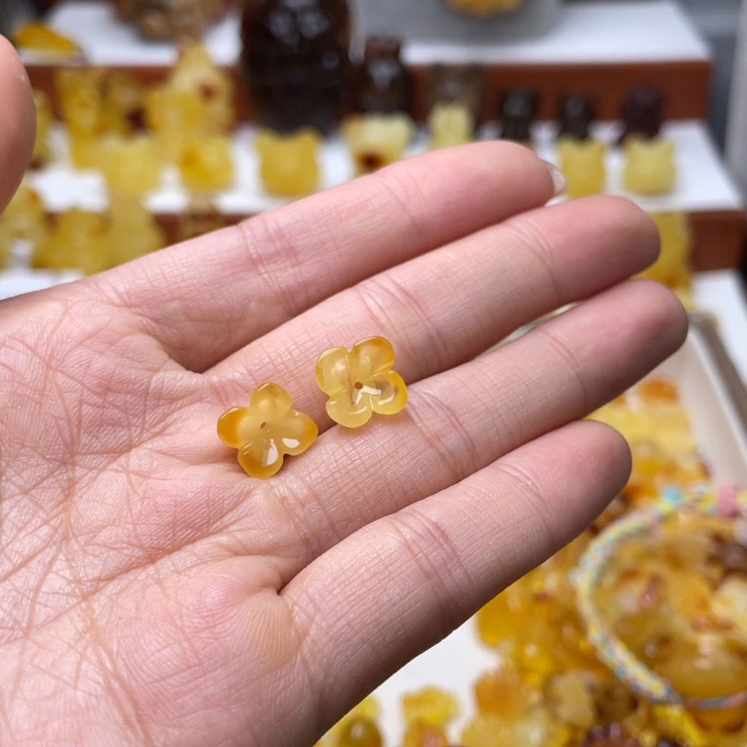 琥珀吊坠(不含链)未镶嵌漂****人