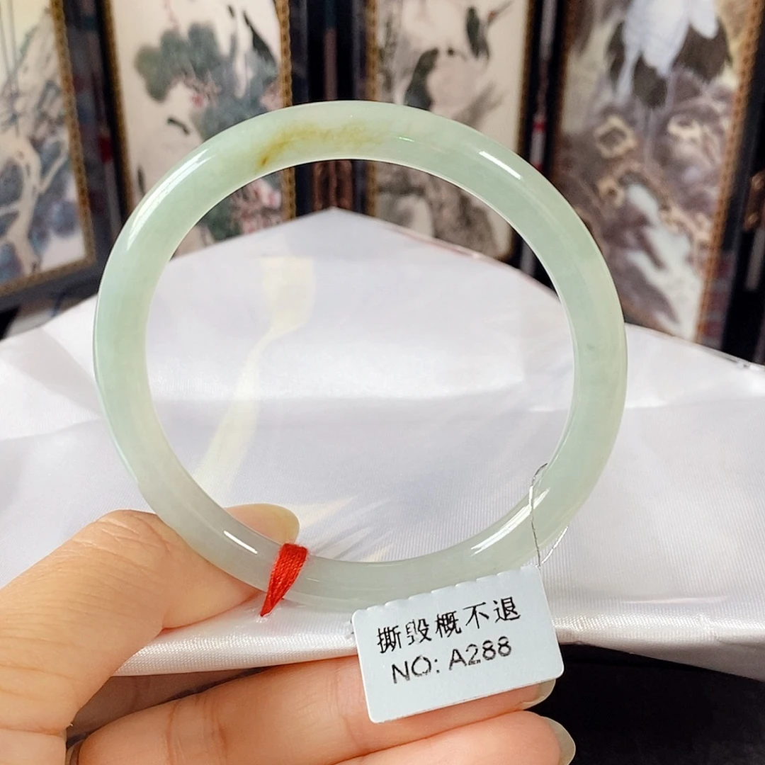 翡翠未镶嵌手镯手镯